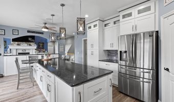 3144 Windmill Ct, Adrian, MI 49221