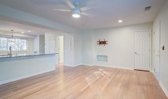 5210 MARIS Ave, Alexandria, VA 22304