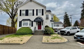 14 Depot Pl, Bethel, CT 06801