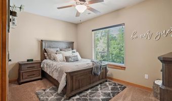 2055 Silver Maple Trl, North Liberty, IA 52317
