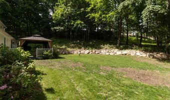 150 Chestnut St, Branford, CT 06405