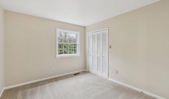 4893 35TH Rd N, Arlington, VA 22207