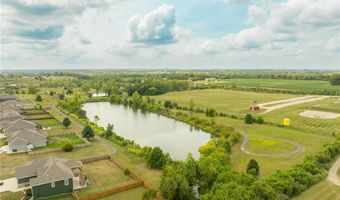 6994 141st St, Basehor, KS 66007