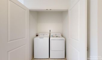 2741 Bristol Ridge Dr, Ann Arbor, MI 48105