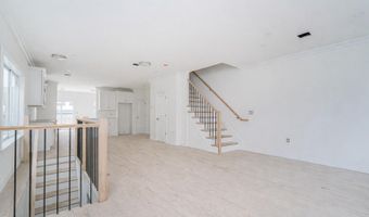378 Atlantic Ave, Staten Island, NY 10305