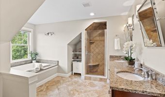 57 Sunset Ridge Ln 57, Bolton, MA 01740
