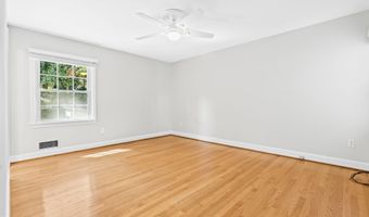 3548 N VALLEY St, Arlington, VA 22207