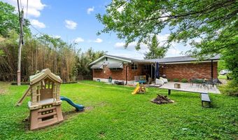 7204 Rockspring Dr, Affton, MO 63123