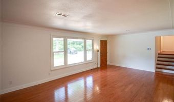 9024 Oakridge Dr, Alton, IL 62002
