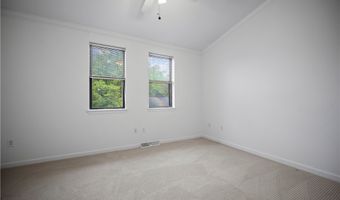 47 S 16th St, Airville, PA 15203