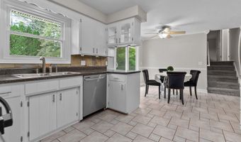 324 W SUNSET Ave, Appleton, WI 54911