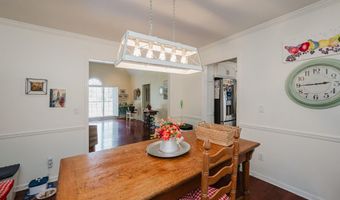 1121 COLONIAL Dr, Alabaster, AL 35007