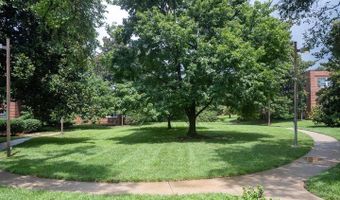 1721 N QUEENS Ln #1-104, Arlington, VA 22201