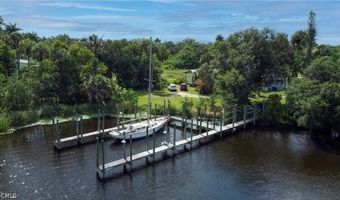 1821 Sunset Trl, Alva, FL 33920