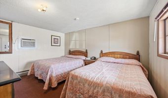 101 N Park Ave, Broadus, MT 59317