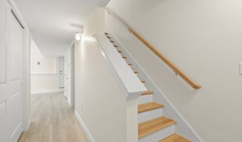 5-7 W Chapel, Abington, MA 02151