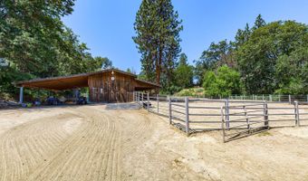 550 Crowson Rd, Ashland, OR 97520
