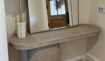 281 7th St, Avalon, NJ 08202