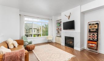 2350 NW OAK KNOLL Pl, Beaverton, OR 97006