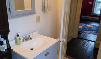 134 Washington St, Brattleboro, VT 05301