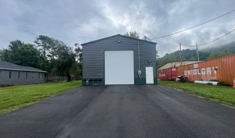 139 Third St, Beaver, WV 25813