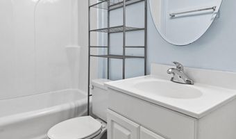 513 Pauline Dr, Bonneau, SC 29431