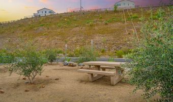 328 Satsuma Trl, Fallbrook, CA 92028