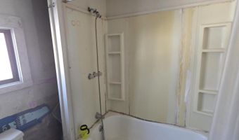 3 Waterville Rd, Belfast, ME 04915