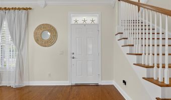 123 ABERDEEN POND Dr, Apollo Beach, FL 33572