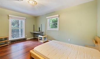 249 Cherry Ln, Airmont, NY 10901