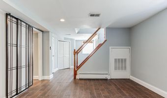 1316 S BUCHANAN St, Arlington, VA 22204