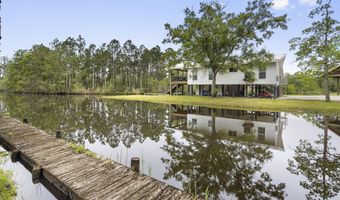 10091 River Dr, Bay St. Louis, MS 39520