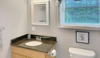 1016 State St, Bangor, ME 04401