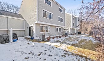 33 Eagle Rock Hl 33, Bethel, CT 06801