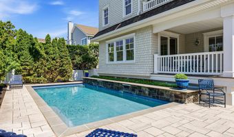 162 75th St, Avalon, NJ 08202