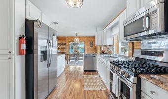 1145 Lakeshore Dr, Akron, IN 46910