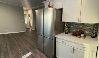 19741 E INDIAN HILLS Dr, Black Canyon City, AZ 85324