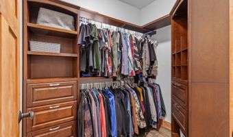 32055 N Konikson Ln, Athol, ID 83801