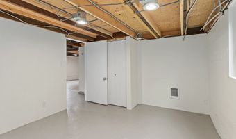 504 ABERNETHY Rd, Oregon City, OR 97045