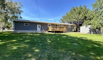 105 E 13TH St, Bayard, NE 69334