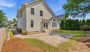 646 Compass Ave, Beachwood, NJ 08722