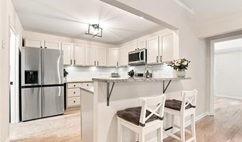 5527 Bridge Pointe Dr, Alpharetta, GA 30005