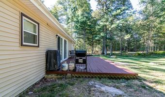 686 Gardner Rd, Exeter, RI 02822