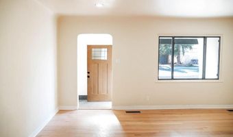 3017 Frontier Ave NE, Albuquerque, NM 87106