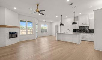 177 Hulen Cir, Aledo, TX 76008