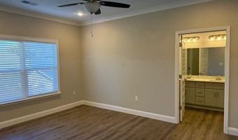 102 Riggins Ln, Anderson, SC 29621