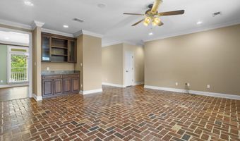 10051 Cain Rd, Bay St. Louis, MS 39520