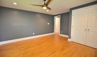 14 HILLSIDE Rd, Claymont, DE 19703