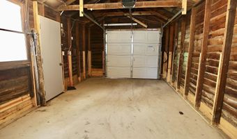 810 S 1st St, Aberdeen, SD 57401