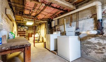 113 Beckwith St, Cranston, RI 02910